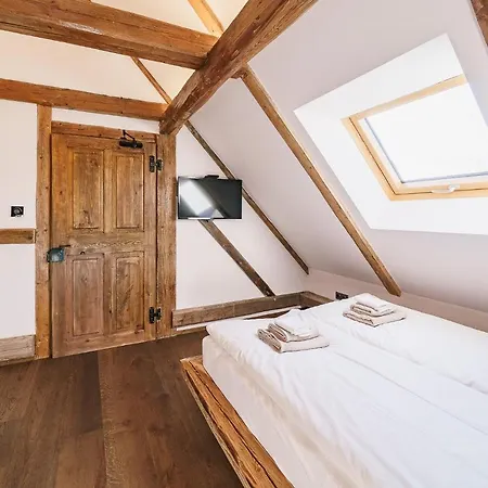 Kamenka U Babi Tatil Evi *