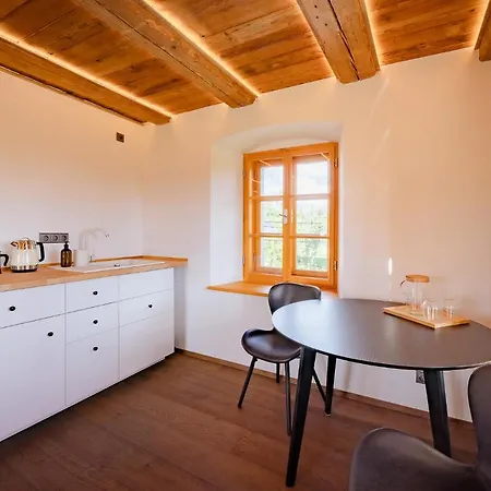 Tatil Evi Kamenka U Babi